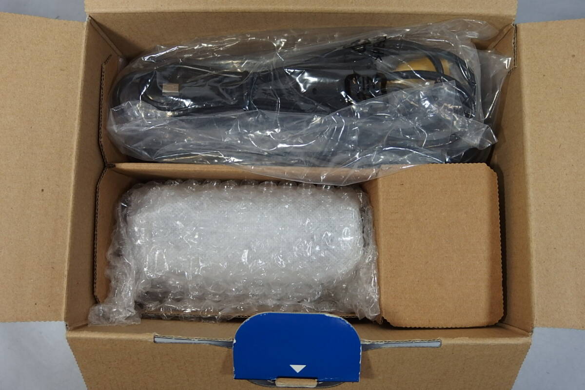 ◆未使用 Panasonic(パナソニック) 大容量32GB/SD 3MOS デジタルハイビジョンビデオカメラ HDC-TM85 シルバー 3D対応/強(qiáng)力手ぶれ防止