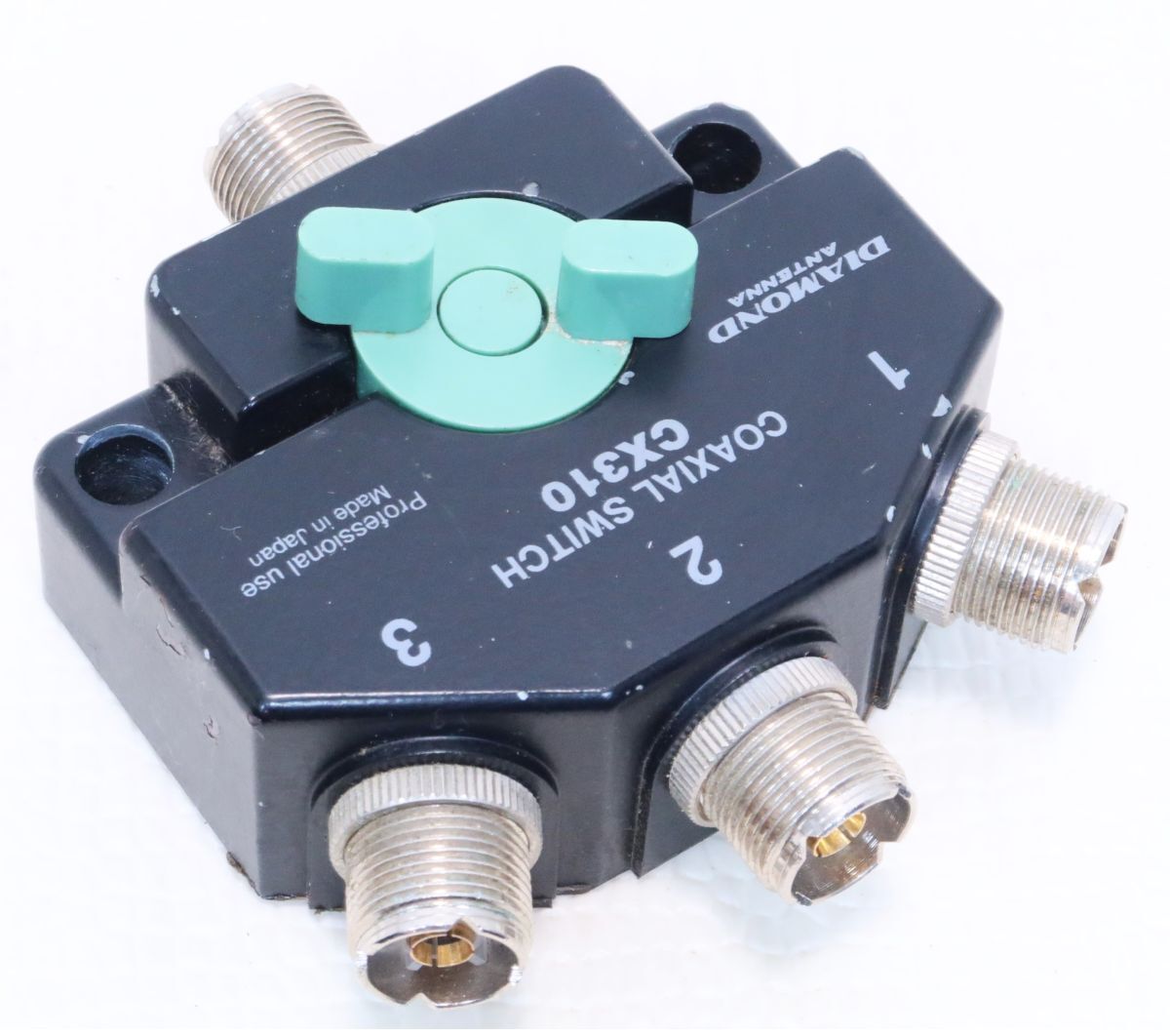 第一電波工業(yè)　CX-310A　3回路　アンテナ?同軸切り替え機(jī)　M型