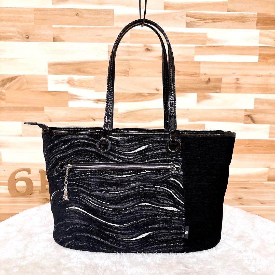 【シンクビー】ジャガード ウェーブ パターン トートバッグ モノトーン 黒×白【HFby6PR】レディース・バッグ・春夏・秋冬【G4W4X9H】_画像5