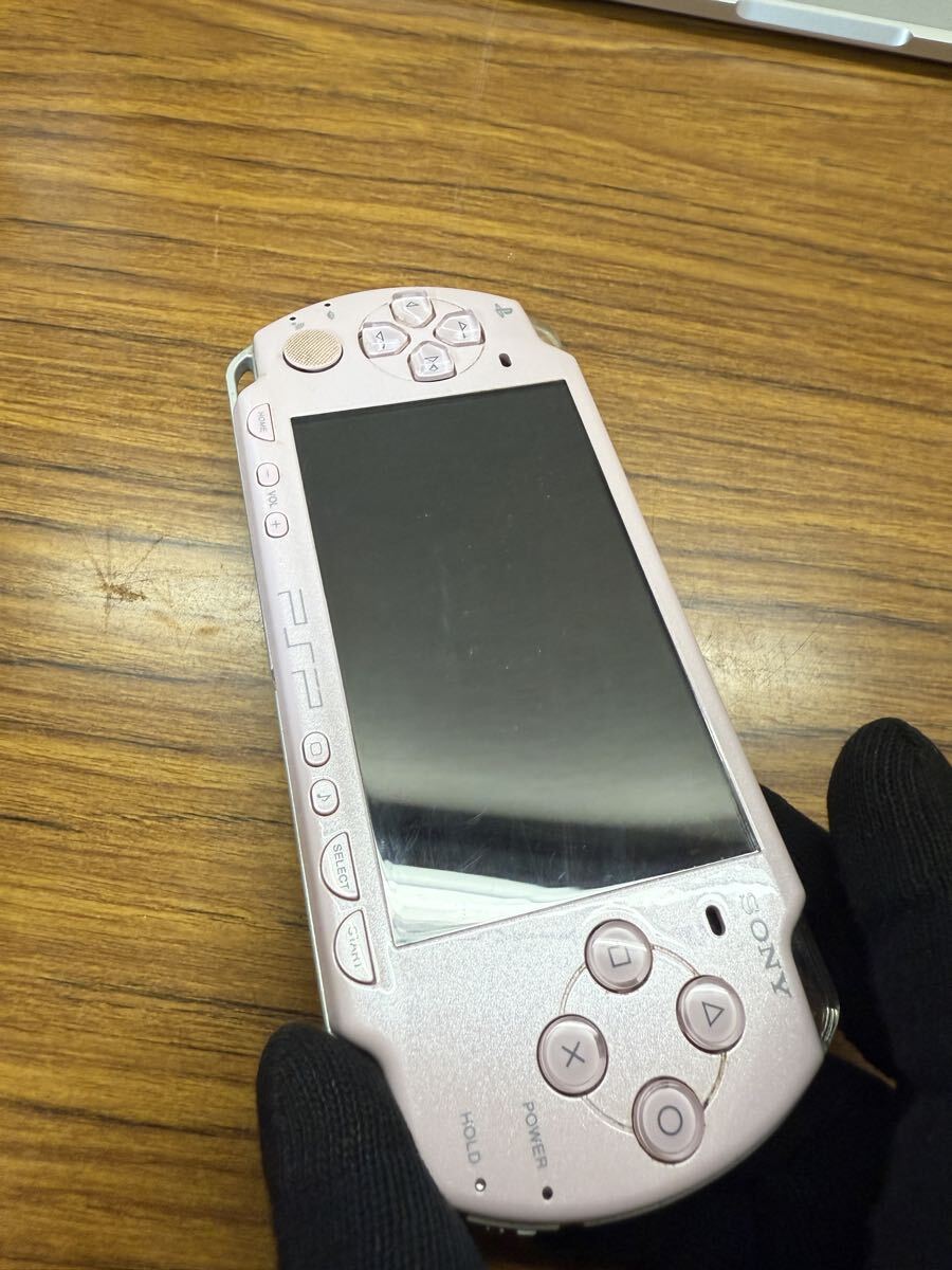 ソニー SONY プレイステーション PSP-2000 アダプター　ソフト付き動(dòng)作品