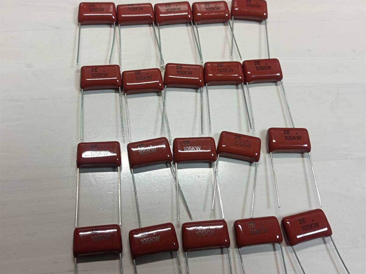 メタライズドポリエステルフイルムコンデンサー 神栄 1.0μF　250V　20個セット　未使用品　 送料無料_画像1