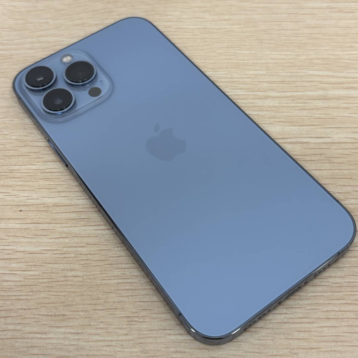 iPhone 13ProMax 512GB シエラブルー バッテリー82% / docomo 利用制限◯ SIMロックなし
