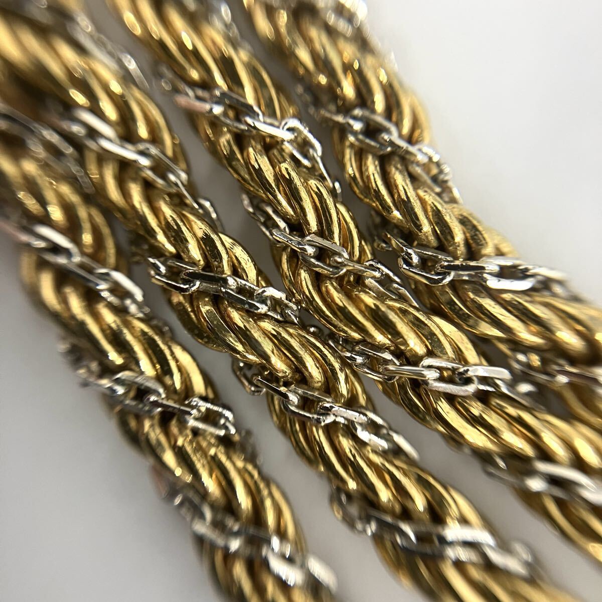 【A】MONET　モネ　ネックレス　※メッキ　ゴールドカラー×シルバーカラー　2色　中古/現状品　スクリューデザイン　ロープチェーン【0】_画像8