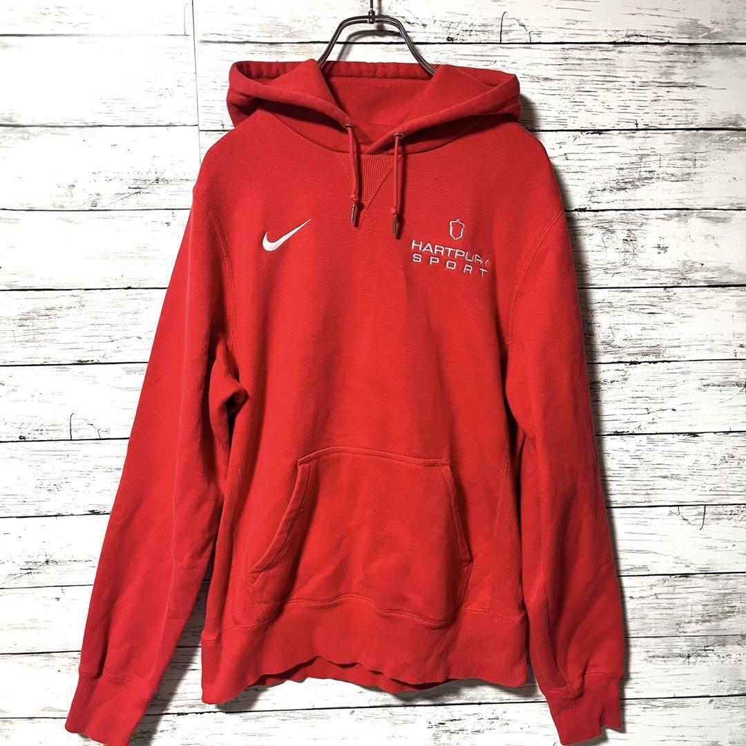 【希少デザイン】NIKE 刺繍ロゴ　レッド　パーカー　メンズ　S A130_画像2