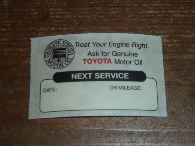 トヨタ 直輸入 オイル ラベル ステッカー 北米トヨタ USトヨタ 北米 US USDM HDM ハイラックス FJ FJクルーザー ランクル C-HR CHR IQ 1枚_画像1