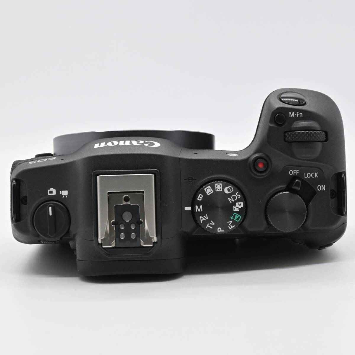 ★美品★Canon EOS R8 ボディ ショット数 6000以下_画像4