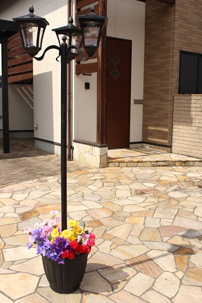 街灯 外灯 ソーラー式 LED おしゃれ ポール 玄関 外灯照明 ソーラー 3灯_画像4