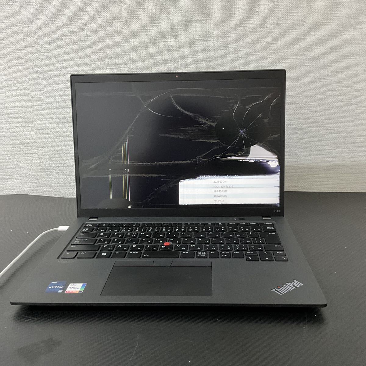 Lenovo Thinkpad T14s Gen3 Corei5-1245Uメモリー：16GB　(027)