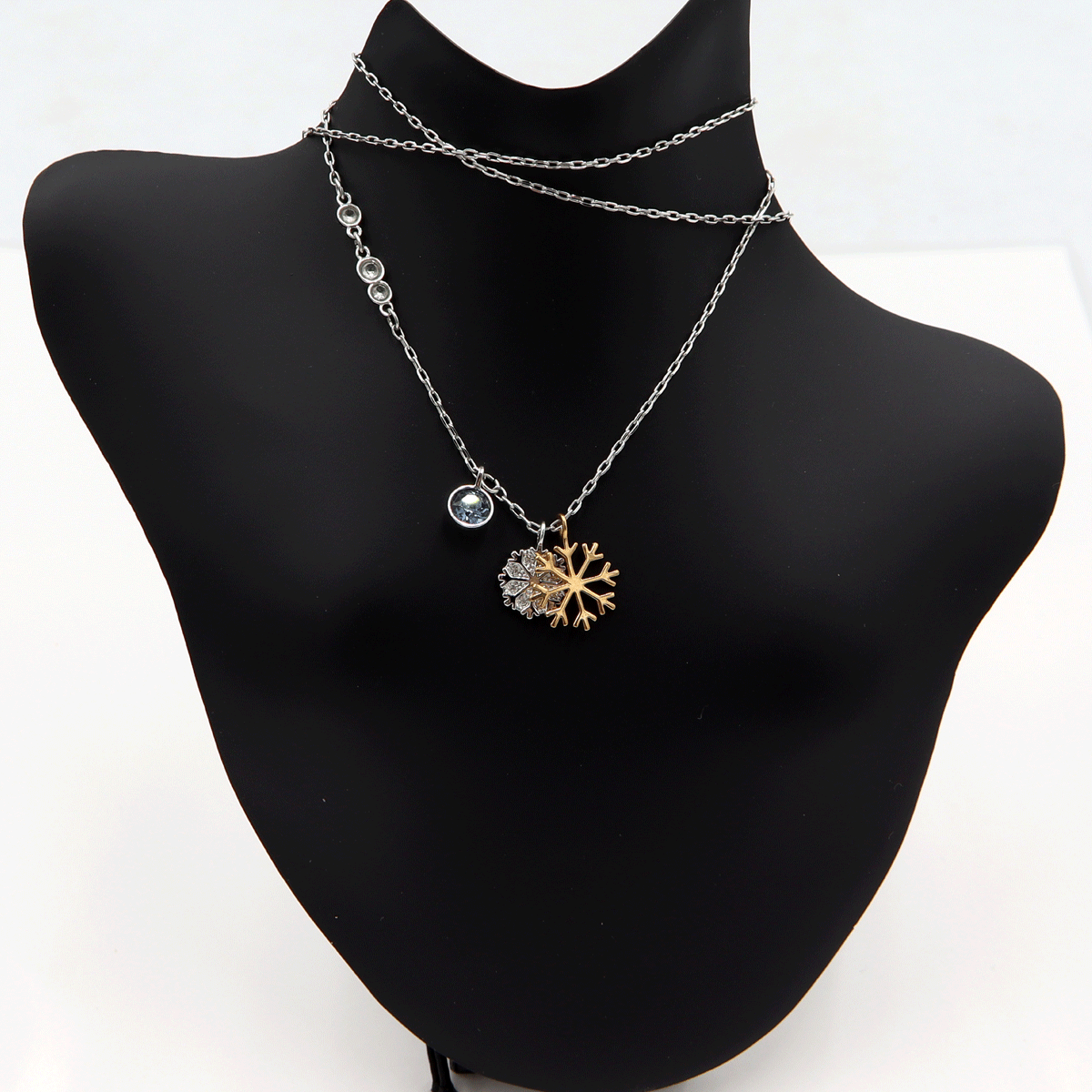 【中古】SWAROVSKI(スワロフスキー)ペンダントネックレス スノー 雪 重量3.45g ネックレス長さ43cm シルバーカラー レディース_画像3