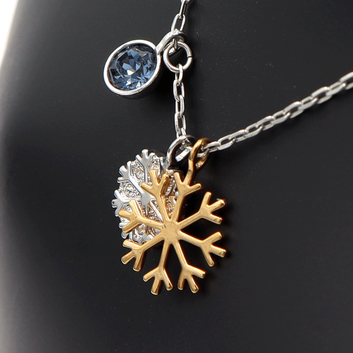 【中古】SWAROVSKI(スワロフスキー)ペンダントネックレス スノー 雪 重量3.45g ネックレス長さ43cm シルバーカラー レディース_画像2