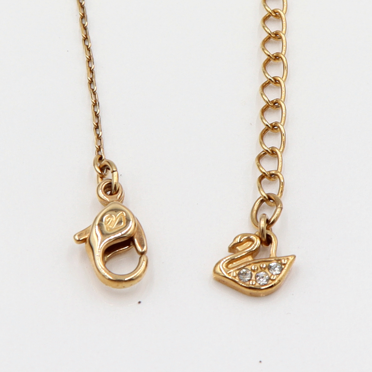 【中古】SWAROVSKI（スワロフスキー） スマイル ネックレス　重量2.88g　ネックレス長さ42cm　金属　ゴールドカラー　レディース_画像9