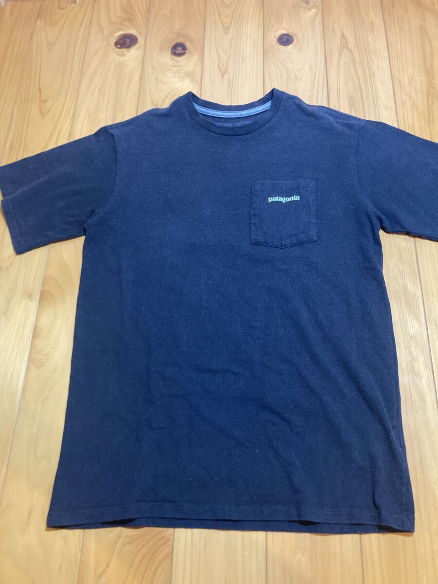 パタゴニアpatagoniaサイズXSロゴ ブラック ポケットTシャツ Logo P-6_画像3