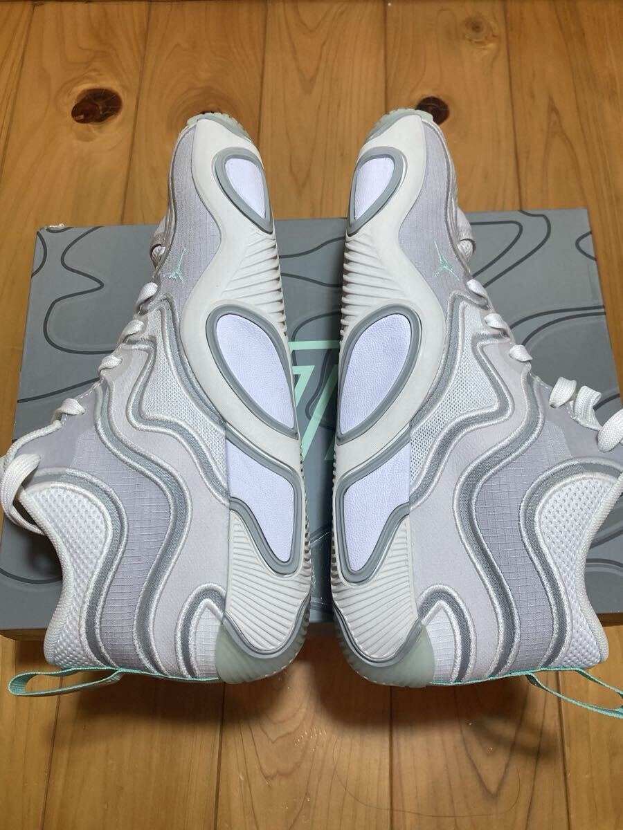 【美中古】NIKE JORDAN TATUM3 PF ジョーダンテイタム ナイキ スニーカー 27.5 白_画像8
