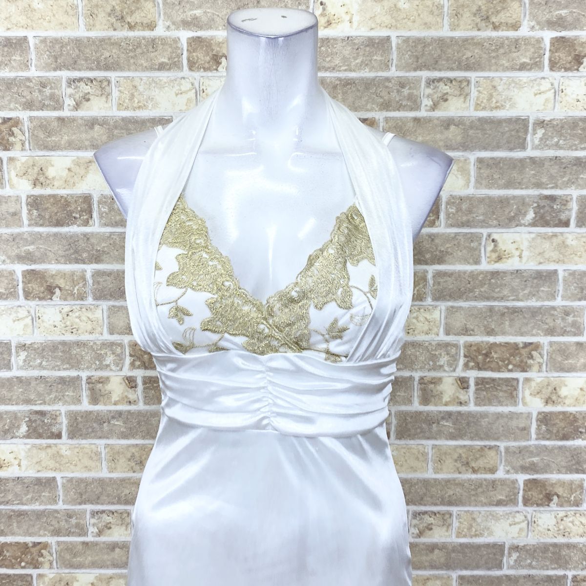 1円 ドレス ZIZI Dress ホルターネックタイプドレス 白系光沢 纟引きキズ多い カラードレス キャバドレ 　中古１４５５８