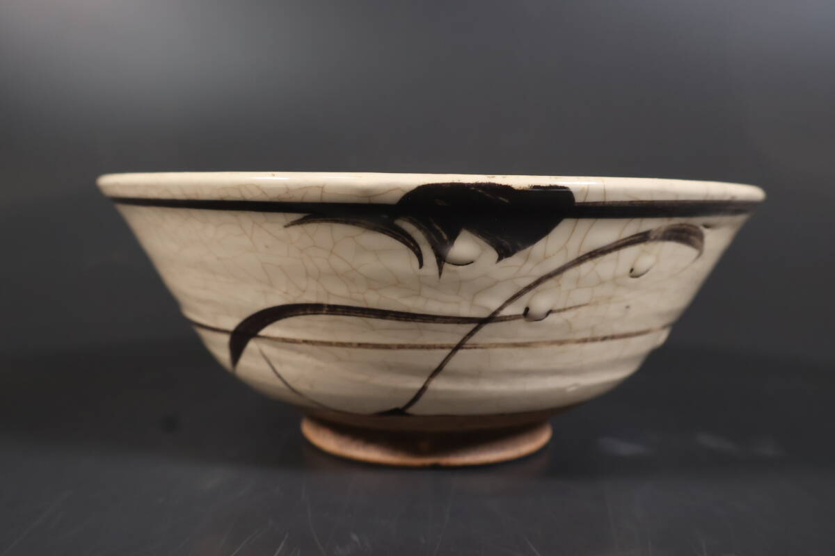 【和】(A3433) 時代古作 元明 絵高麗鉢 菓子器 箱書有 保管箱有 磁州窯_画像5