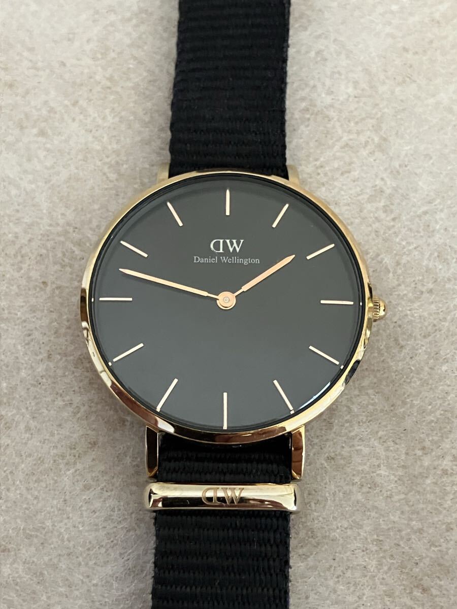 稼働 ★ Daniel Wellington レディース 腕時計 ゴールドブラック 電池新品
