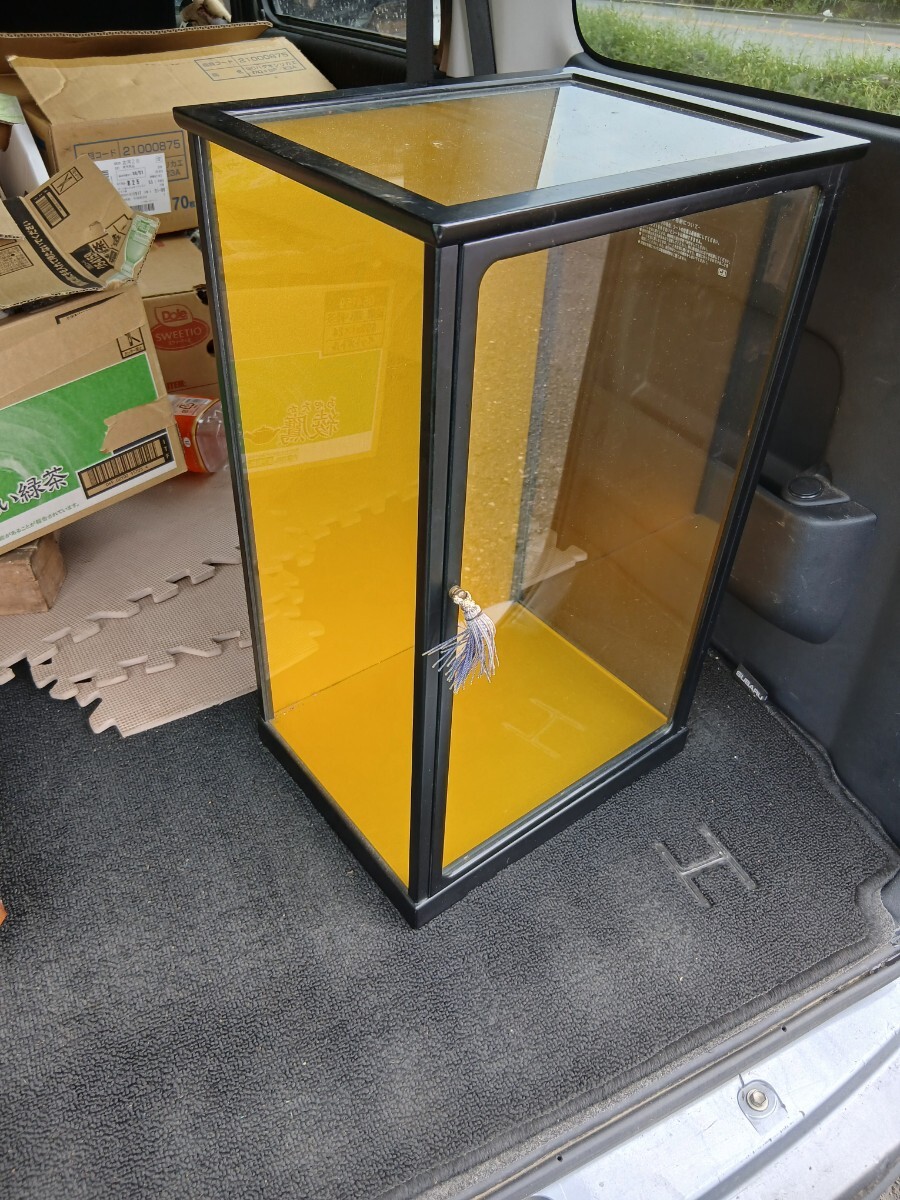 ガラスケース　人形ケース　横32×縦53.5×奥行き25センチ_画像1