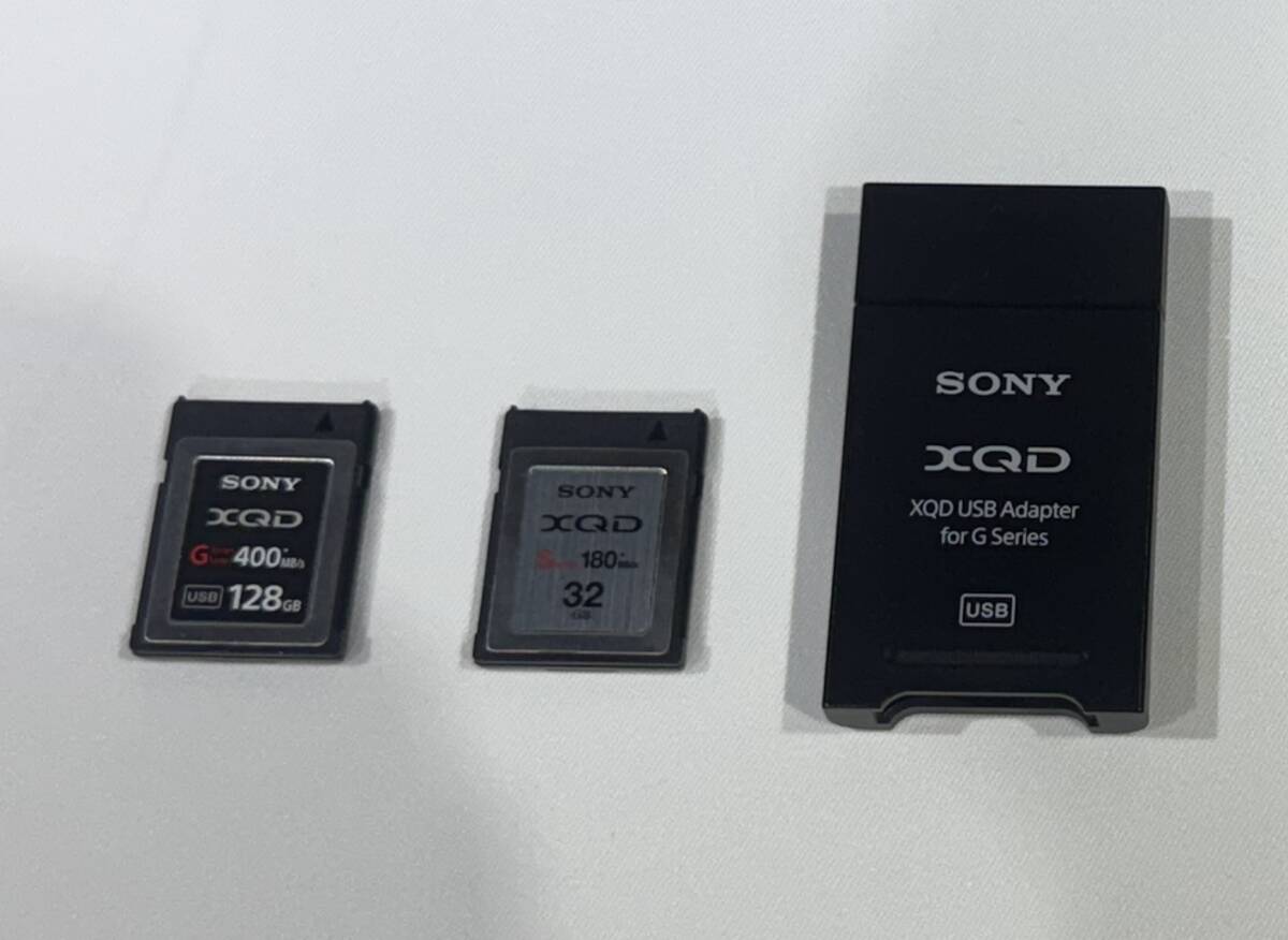 1円～　ハンディカムコーダー ソニー　SONY　XDCAMメモリーカムコーダー　PXW-Z100 4K撮影 XQDカード 2枚付