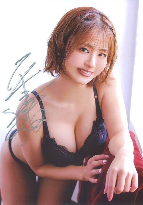 平嶋夏海7 Vol.7 A4サイズ直筆サイン入り生寫真　(黒ビキニ) /HIT'S 250904-800