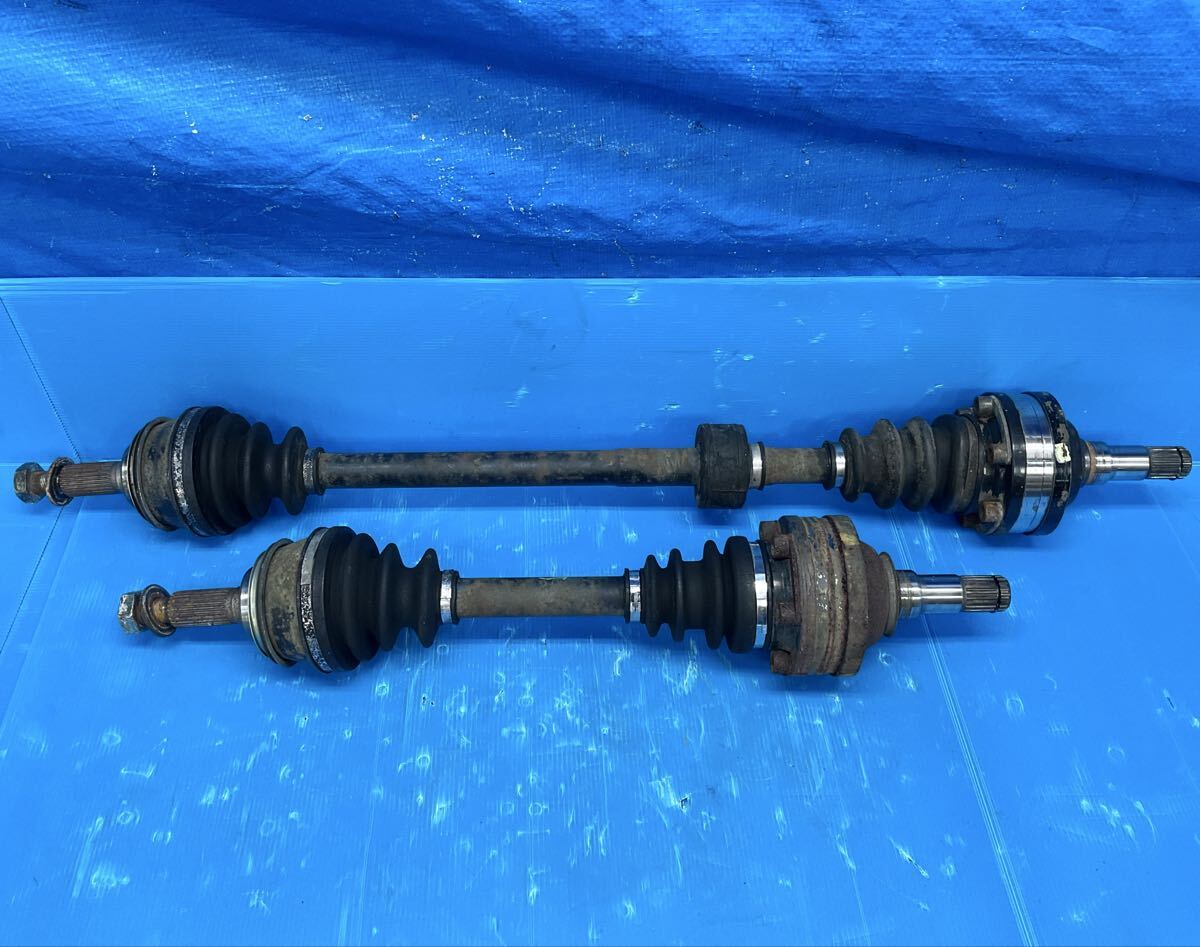 AW11 MR2 более поздней модели, оригинальные ведущий вал гонг автомобиль левый и правый в комплекте 4A-GZE supercharger AT автомат TOYOTA JDM(.A) AW11 MR2 более поздней модели, оригинальные ведущий вал гонг автомобиль левый и правый в комплекте 4A-GZE supercharger AT автомат TOYOTA JDM(.A)