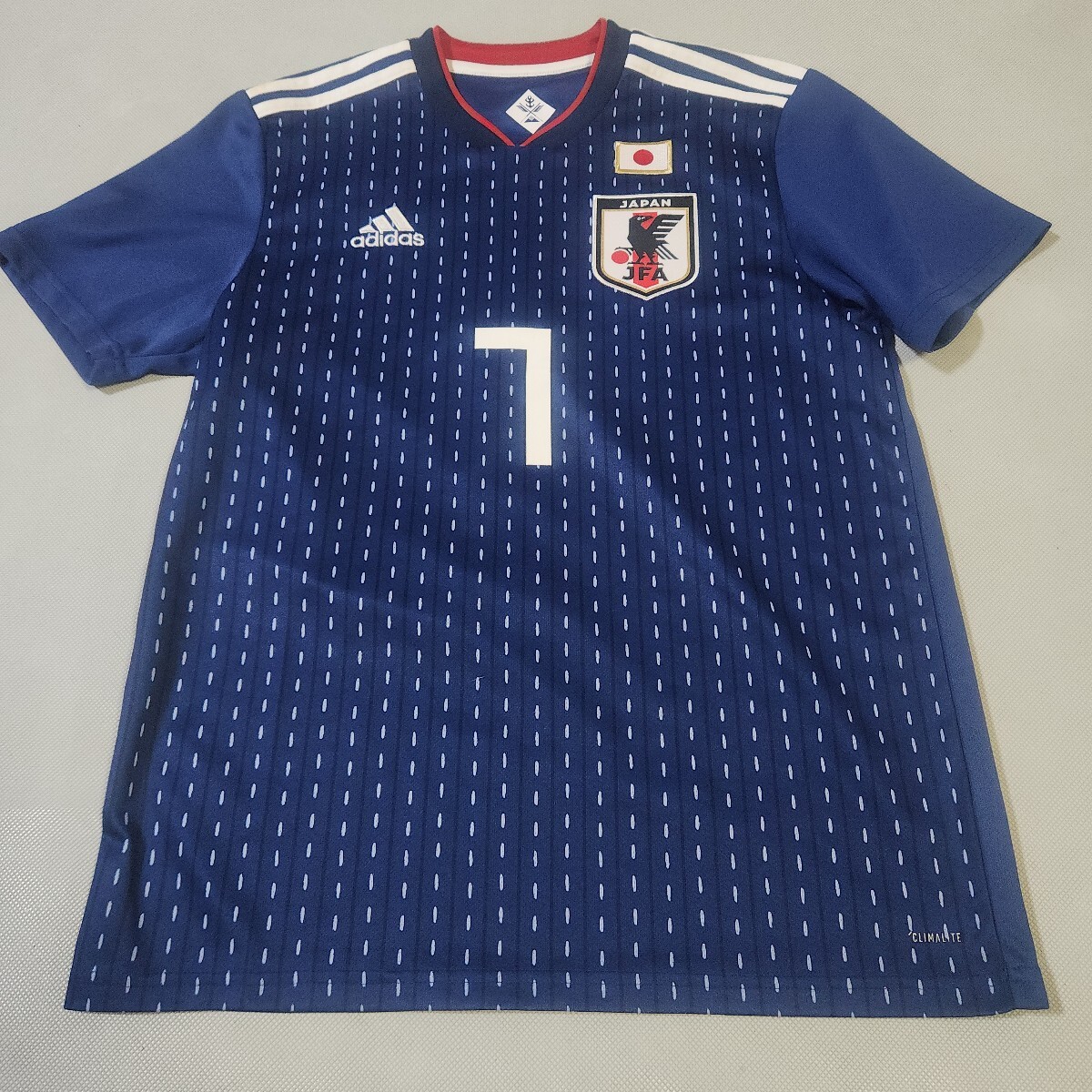 サッカー日本代表　柴崎岳選手応援レプリカユニフォーム　adidas制品Lサイズ　美品ユニフォーム