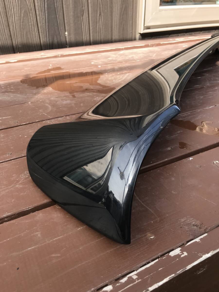 ☆ ダイハツ タント カスタム L375S 純正オプション 大型リアスポイラー バックドアスポイラー ブラックマイカー X06