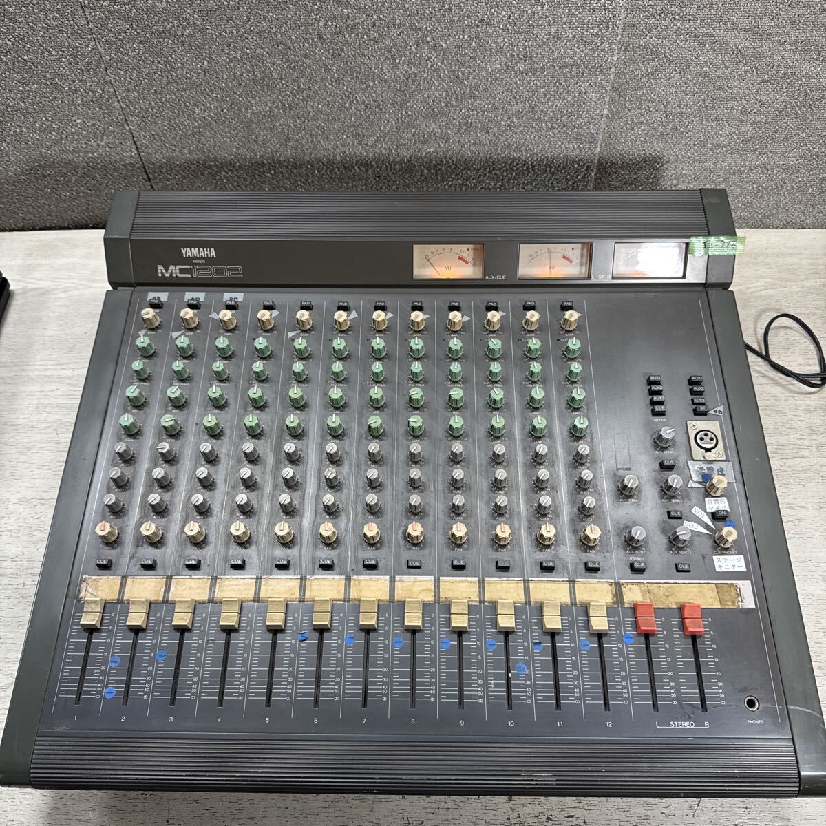 JZ-972 激安 YAMAHA MIXER MC1202 通電、電源OK 中古現状品 ※3回再出品で処分_画像1