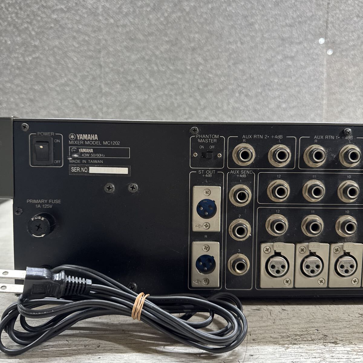 JZ-972 激安 YAMAHA MIXER MC1202 通電、電源OK 中古現状品 ※3回再出品で処分_画像7