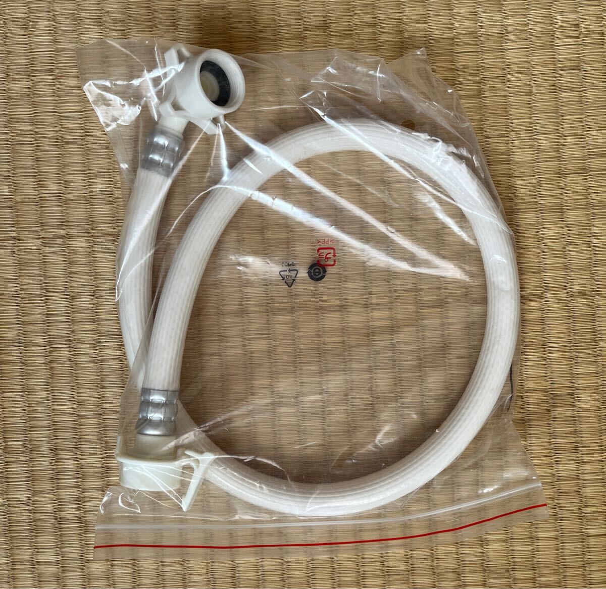 新品未使用品●AQUA 洗濯機 付属品 ホワイト 給水ホース 水道