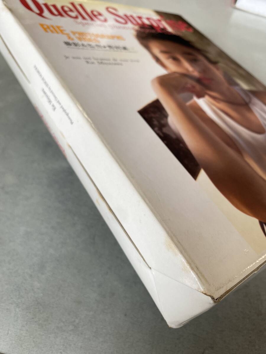 J1 宮沢りえ ビデオ付 寫(xiě)真集 「ケル?シュープリーズ　Quelle Surprise」 初版 アイドル タレント 歌手 女優(yōu) 箱にシミ?焼け潰れあり