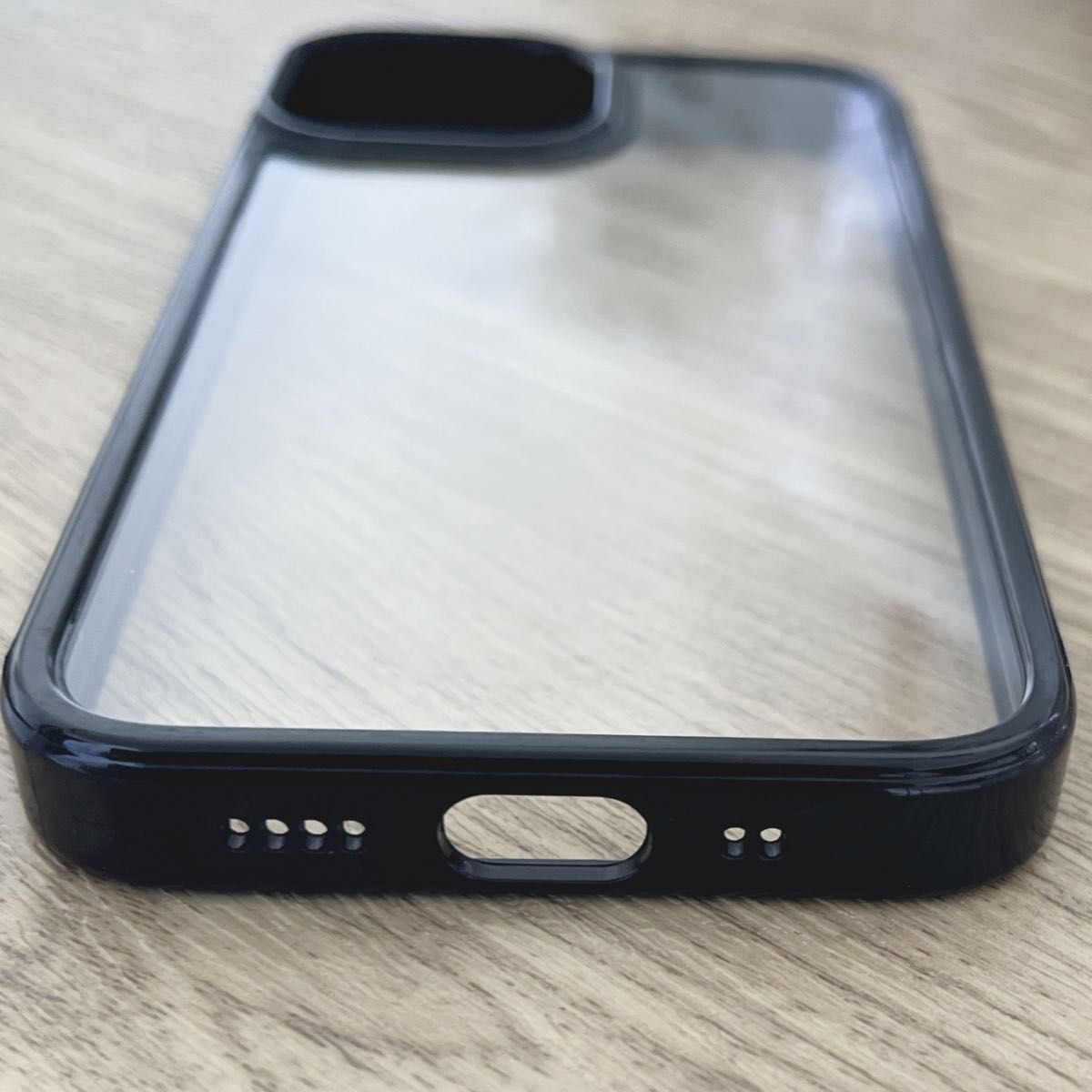 iPhone13mini用 クリアケース ブラック 黒 背面クリア スマホ カバー シンプル TPU 軽量 耐衝撃 アイフォン_画像3