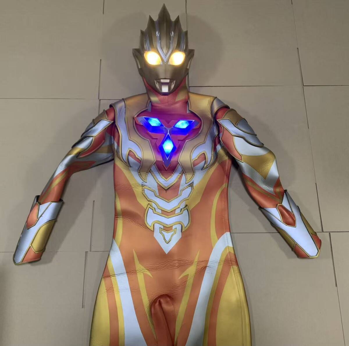 1/1 スーツ マスク トリガー グリッタートリガーエタニティ アトラクション 着ぐるみ
