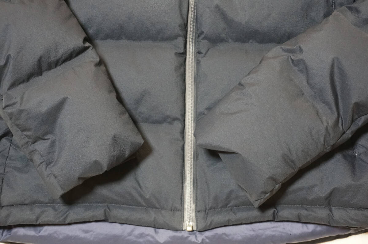 UNIQLO ユニクロ シームレスダウン ジャケット XL メンズ 311-172992(64-21) ダウン90% 紺 軽量撥水防風通勤登山_画像6