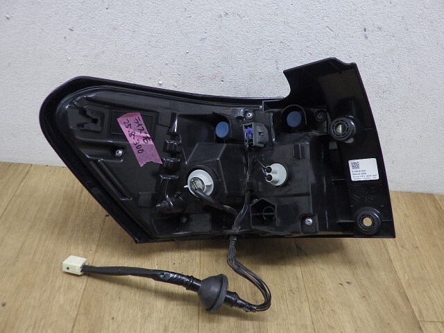 ライズ 　A200A 右テールランプ　ライト　レンズ X95 イチコ D248 81551-B1200_画像2