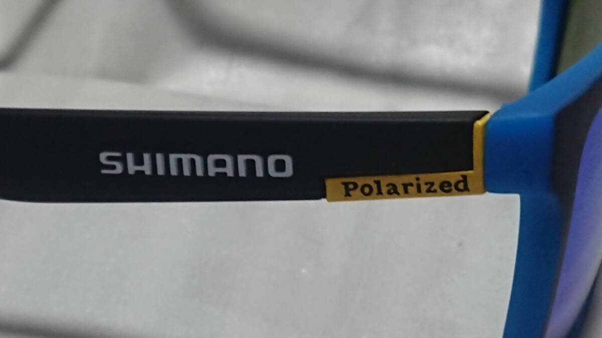 ●　シマノ　SHIMANO UV400保護　偏光サングラス　ブルーミラー 「アウトドア、釣り、運転」　ケース、クロス付き　未使用品□_画像5