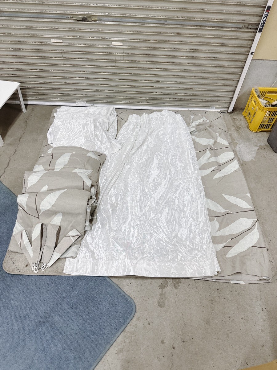 中古 カーテン・じゅうたん王国 8枚セット 177×250cm レースカーテン 遮光カーテン カーテンタッセル インテリア 茨城県 0916あわ2 M 160_画像1