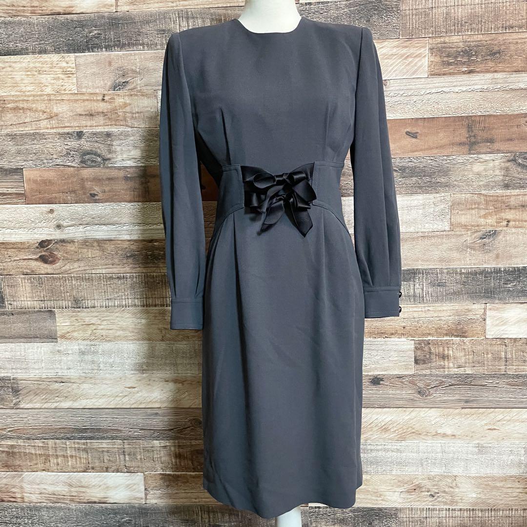 サイズM miss ashida タイトワンピース　ミディ丈　レトロ　グレー_画像2