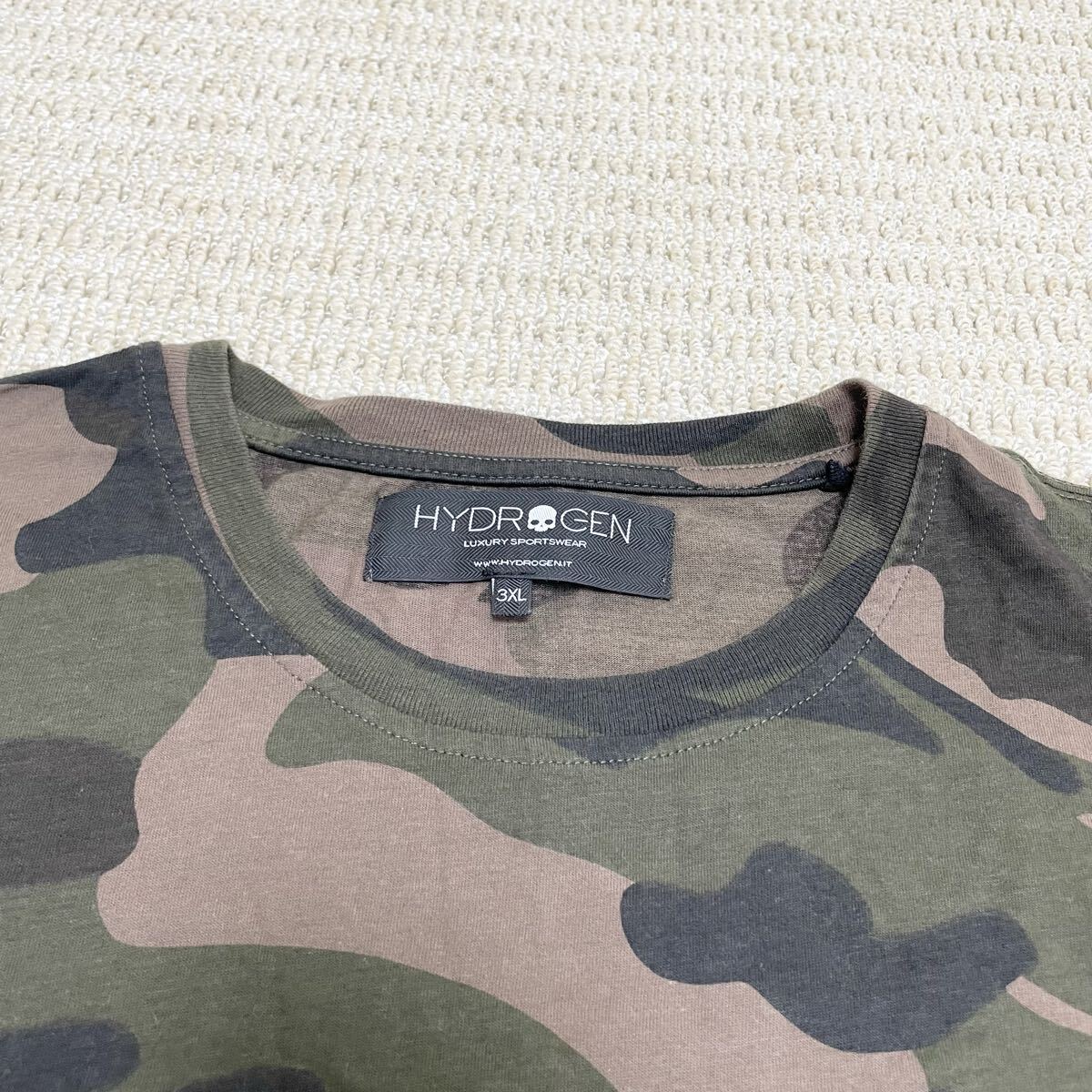 極美品ハイドロゲン 半袖Tシャツ カモフラ 迷彩 イタリア国旗_画像4