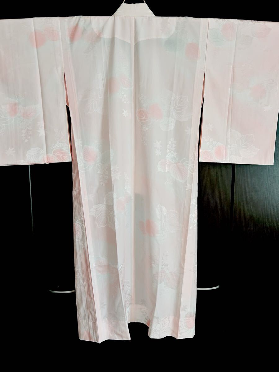 2 長襦袢★ピンク色　桔梗★着丈133裄丈62.5 半衿付き★無双袖　着物　和服　和装　和柄　 単衣_画像2