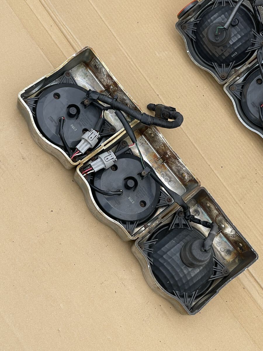 Y77 большой / средний для грузовика Triple задние фонари квадратное type LED3 шт Triple задние фонари 