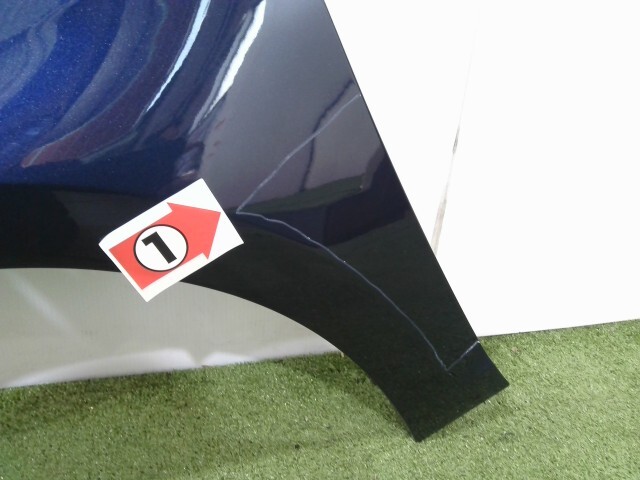 個人宅配送不可 VW フォルクスワーゲン ゴルフヴァリアント AUCHP H26年 右H 前期 純正 左 フロントフェンダー LH5X 紺_画像2