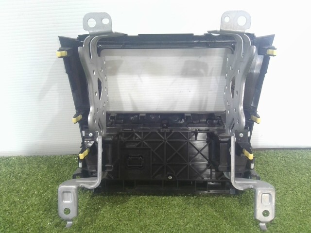 カムリ DAA-AVV50 A/Cスイッチパネル ハイブリッド Gパッケージ 1F7 55900-33D70_画像4