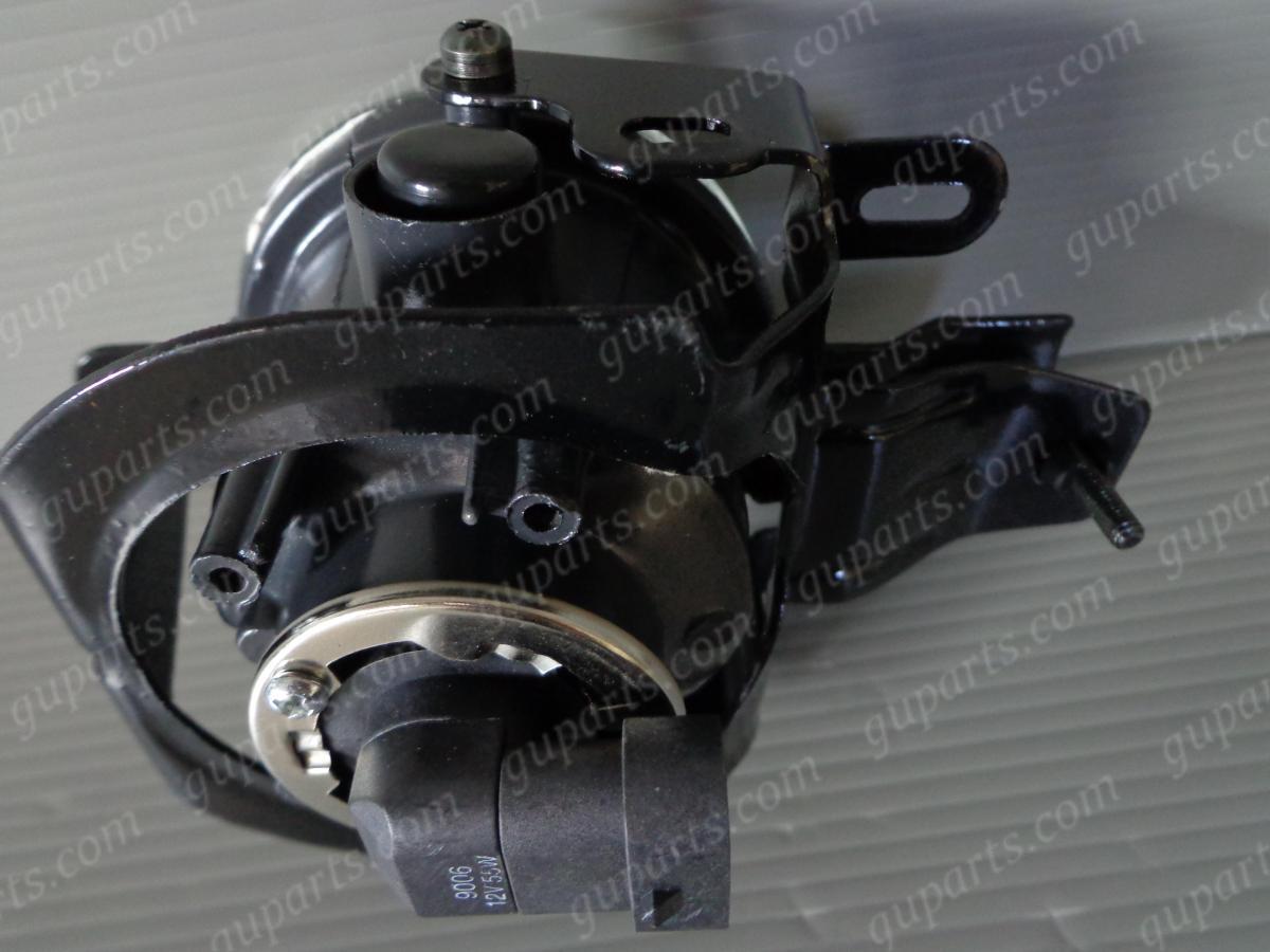 三菱 パジェロ V63W V65W V68W V73W V75W V77W V78W 後期 右 フォグ ランプ ライト MN117111 H14/8～ H18/10_画像2