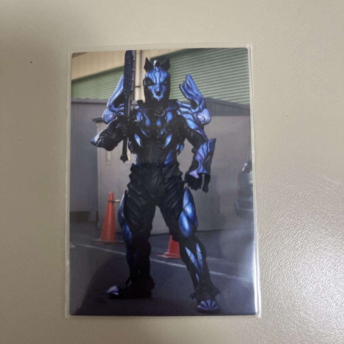 カルビー仮面ライダーカードR 827 ホースファンガイア_画像1