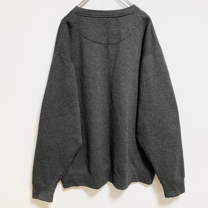 古着 used　LoveinFaith　長袖プリントスウェット　トレーナー　黒　ブラック　秋冬服　ビッグシルエット　XLサイズ_画像2