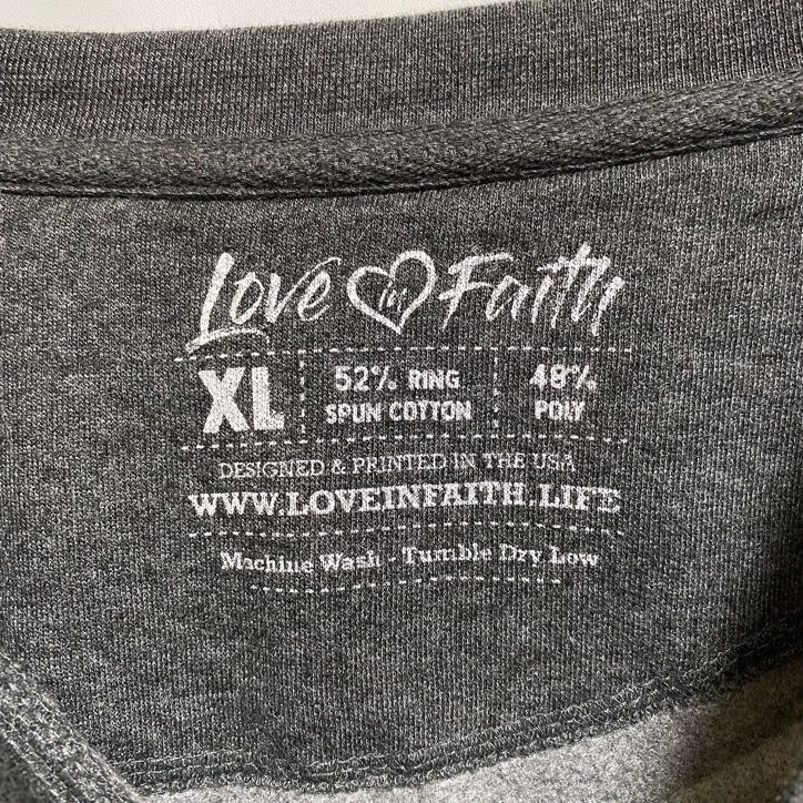 古着 used　LoveinFaith　長袖プリントスウェット　トレーナー　黒　ブラック　秋冬服　ビッグシルエット　XLサイズ_画像4