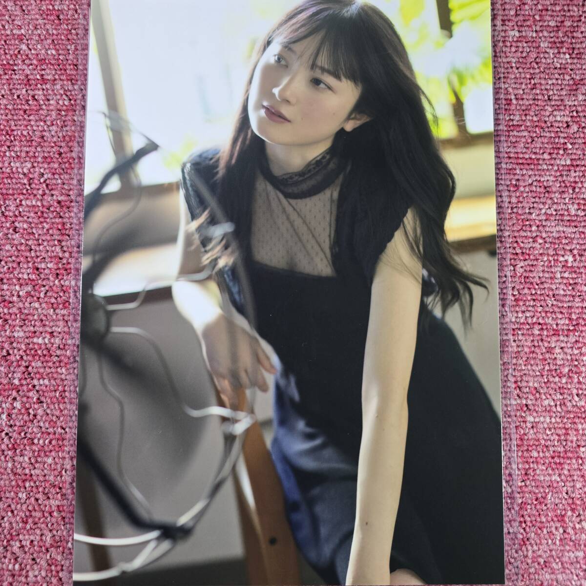 森戸知沙希 【厚手150μラミネート加工】 B5 雑志や寫真集の切り抜き原本 vol.30