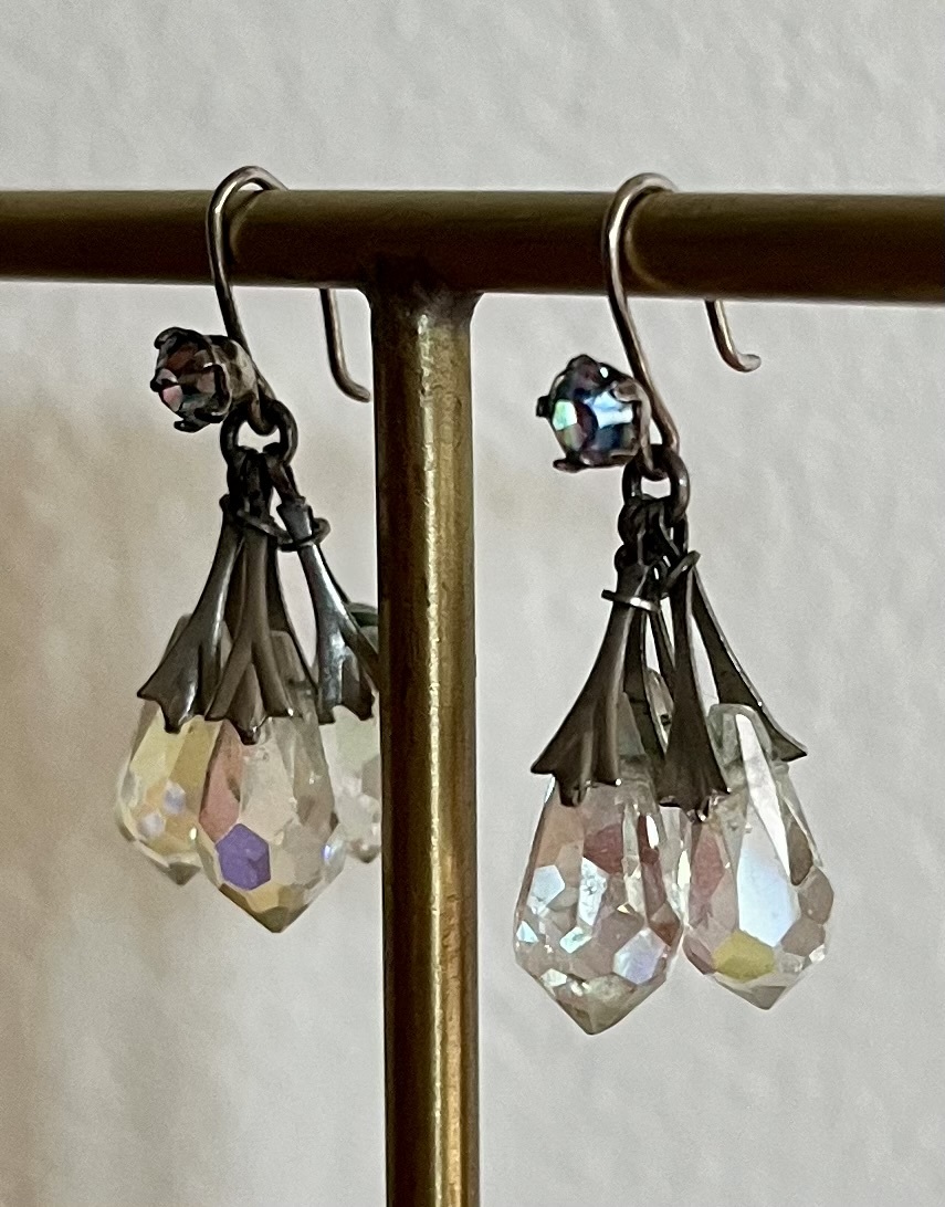 ヨーロッパアンティーク オーロラグラス+アイリスグラス+シルバーフックピアス ヴィンテージ アイリスガラス アンティーク antique vintage_画像3