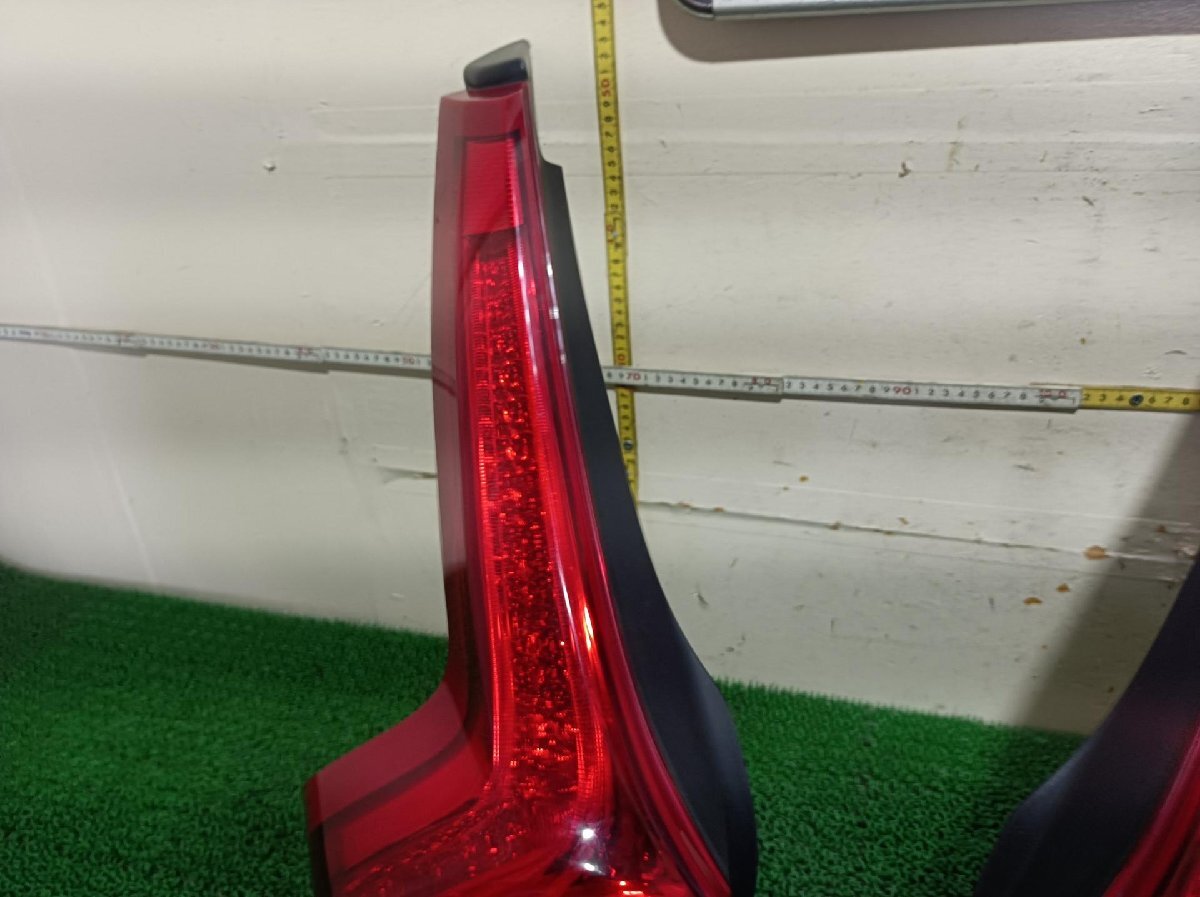  Volvo задний фонарь левый правый V60 DBA-FB4164T, 2013 #hyj NSP256279