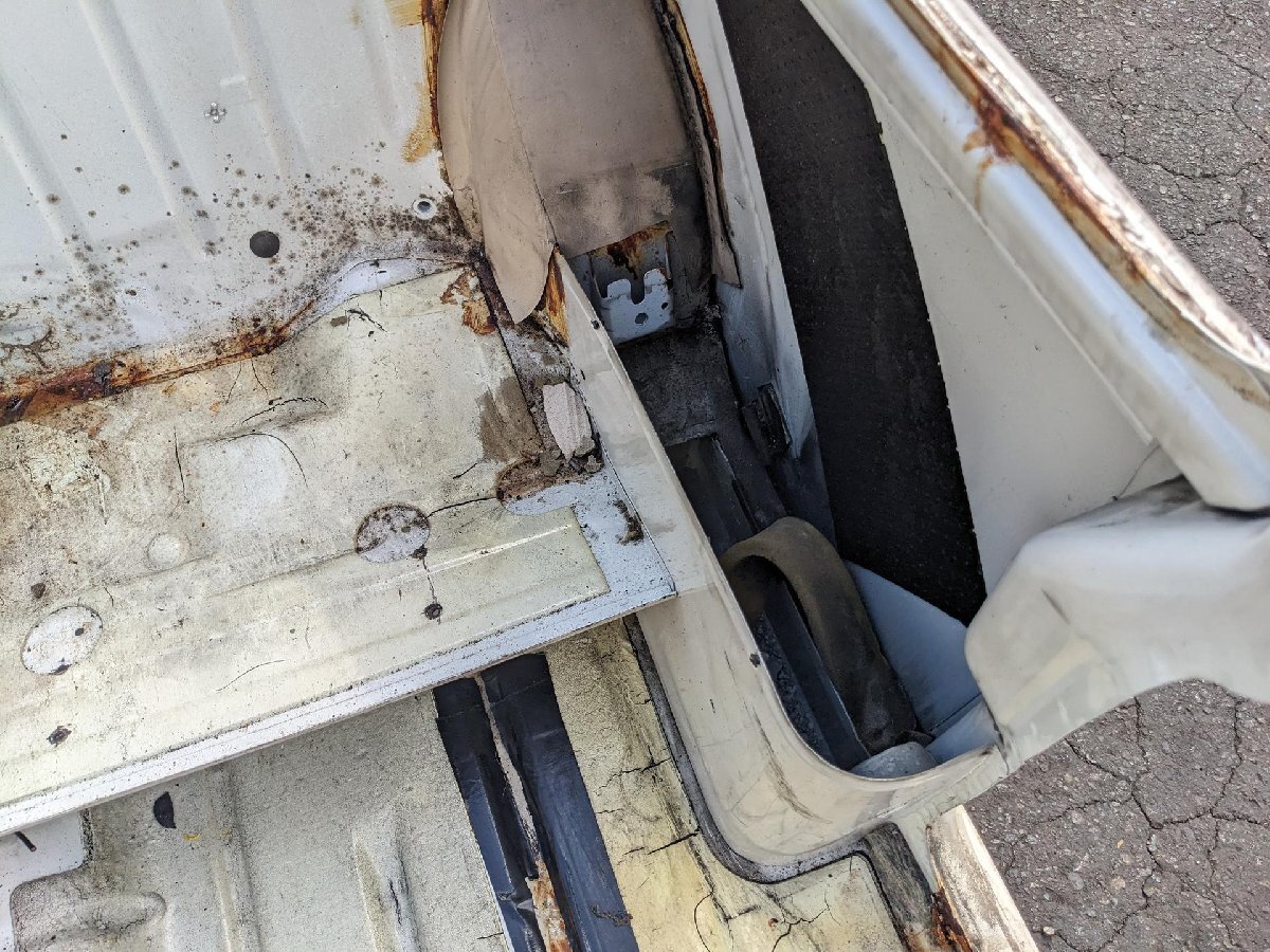 ローバー リアボディカット ミニ E-XN12A XN12A メイフェア1.3iオート #hyj NSP271180_画像6